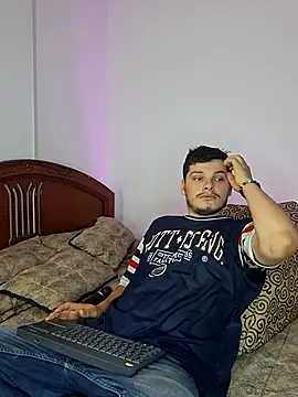  Ottis  online show from 04-05-26, 02:09