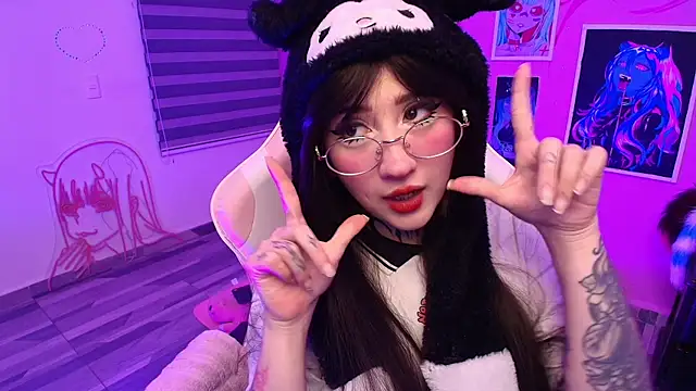 Miwa violet online show from 06-22-26, 01:51