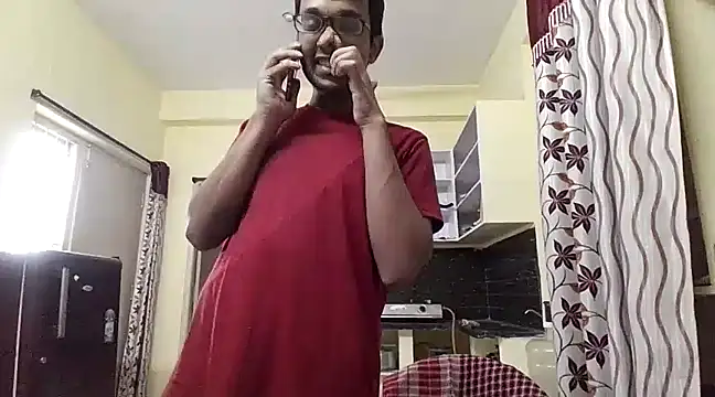 Snapshot of THE_NAKED_BOY chatting on 02-25-25, 08:14 THE NAKED BOY online show from 02-25-25, 08:14