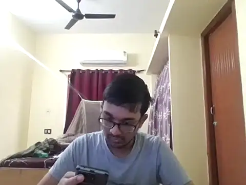 THE NAKED BOY online show from 11-30-25, 04:38