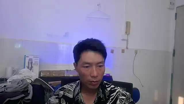 xhqds online show from 04-22-26, 08:39