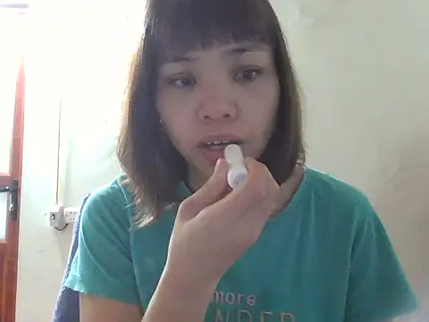 Angela-Eira online show from 11-05-25, 08:42