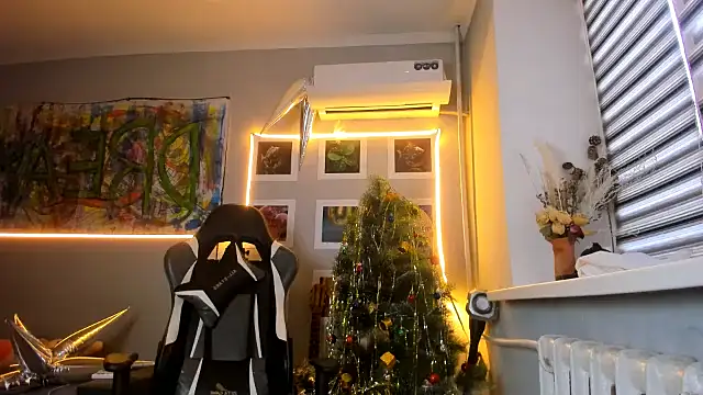 sara sun34 online show from 12-23-24, 06:44