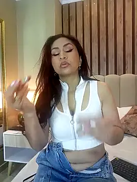 MonicaMoret online show from 02-28-25, 12:09