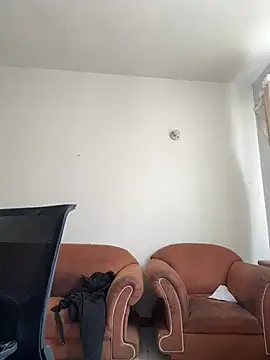 Snapshot of Dahian_XXX chatting on 02-08-25, 03:10 Dahian XXX online show from 02-08-25, 03:10