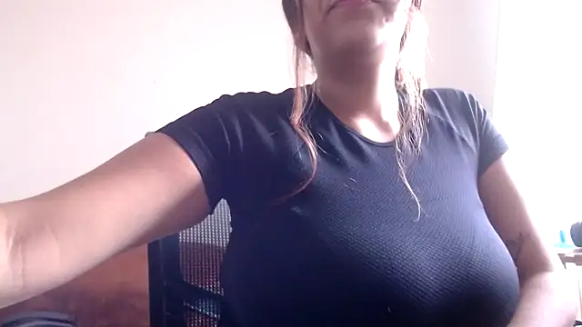 Snapshot of Dahian_XXX chatting on 02-24-25, 10:03 Dahian XXX online show from 02-24-25, 10:03