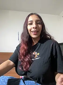 Snapshot of Dahian_XXX chatting on 10-06-25, 03:48 Dahian XXX online show from 10-06-25, 03:48