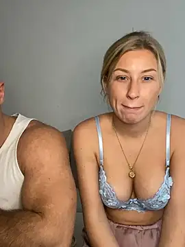 Snapshot of belle98 chatting on 12-14-24, 12:12 belle98 online show from 12-14-24, 12:12