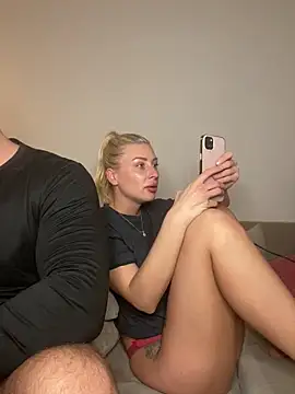 Snapshot of belle98 chatting on 03-01-25, 08:10 belle98 online show from 03-01-25, 08:10