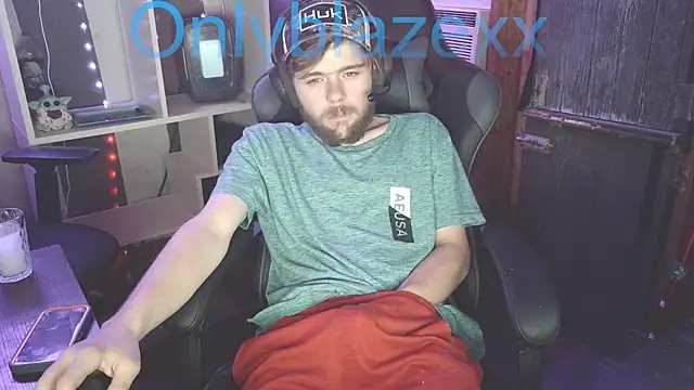 OnlyBlazexx online show from 01-14-26, 02:39