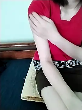 Luxcute286 online show from 03-18-26, 05:10