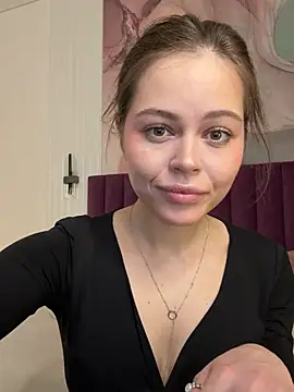 Kelly Cuutie online show from 03-21-26, 12:37