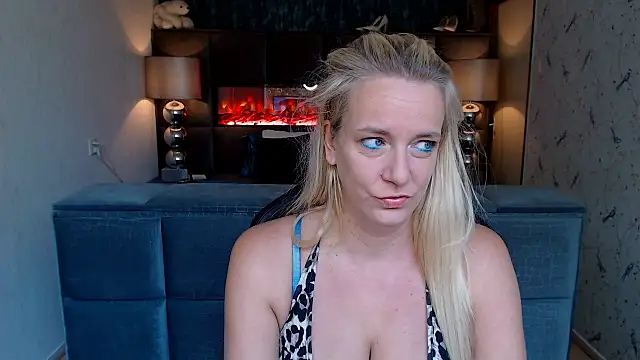 Wendysexyx online show from 09-10-25, 07:08