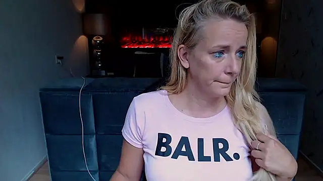 Wendysexyx online show from 09-16-25, 11:44