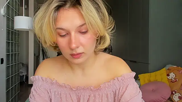 Lilith lutherlow online show from 02-01-26, 11:09