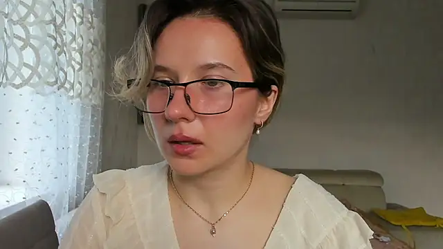 Lilith lutherlow online show from 07-23-26, 01:53