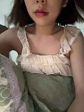 Snapshot of Samsam_567 chatting on 05-18-26, 04:24 Samsam 567 online show from 05-18-26, 04:24