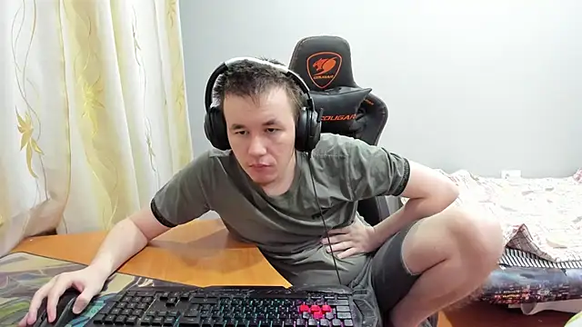 iliaskrislove online show from 11-14-25, 10:51