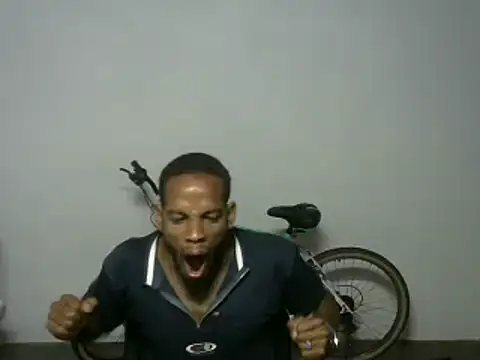Snapshot of michel_sc chatting on 04-24-26, 04:15 michel sc online show from 04-24-26, 04:15