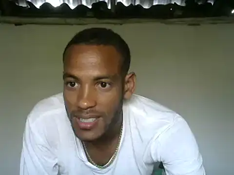 Snapshot of michel_sc chatting on 05-03-26, 12:00 michel sc online show from 05-03-26, 12:00