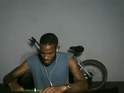 Snapshot of michel_sc chatting on 05-19-26, 10:10 michel sc online show from 05-19-26, 10:10