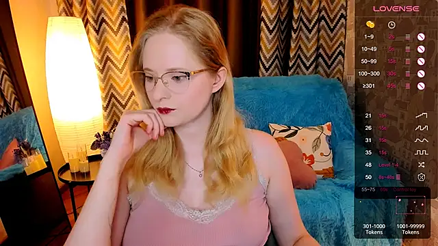 Aemilia  online show from 11-23-25, 06:13