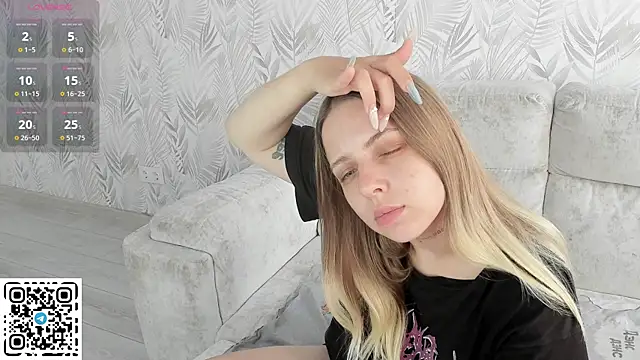 Alice Halle online show from 07-16-26, 01:44