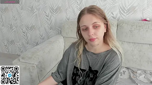 Alice Halle online show from 07-23-26, 03:26