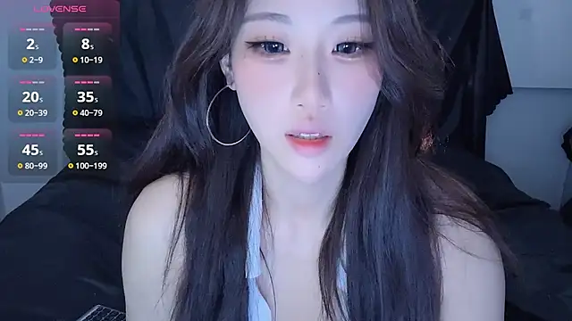 Snapshot of Chu-Chu-99 chatting on 04-14-26, 02:39 Chu-Chu-99 online show from 04-14-26, 02:39