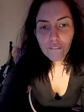 Linalicious online show from 11-07-25, 03:12