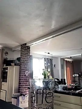 Linalicious online show from 03-27-26, 08:26