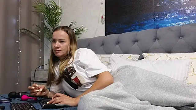 Strip-Lady online show from 07-20-26, 01:35