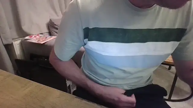 Michealtje85 online show from 12-18-25, 08:48