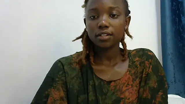 Snapshot of Latiffagodess chatting on 02-15-26, 11:19 Latiffagodess online show from 02-15-26, 11:19