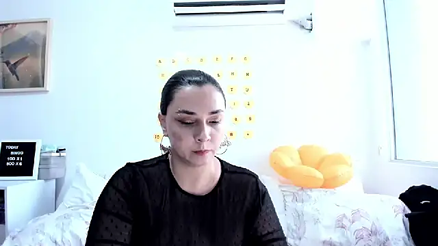 SuzyGamingFairy online show from 07-27-26, 06:15