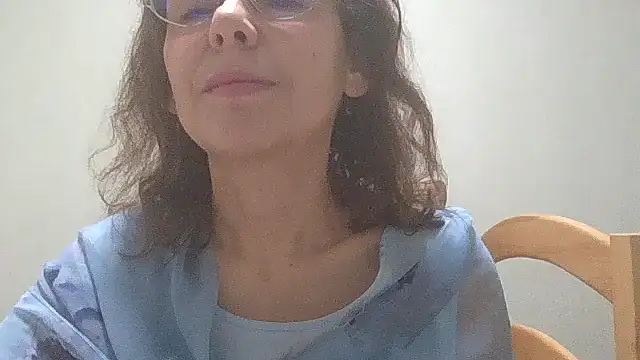 HollyJewel online show from 12-26-24, 04:36