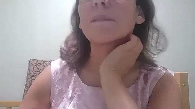 HollyJewel online show from 10-31-25, 06:53