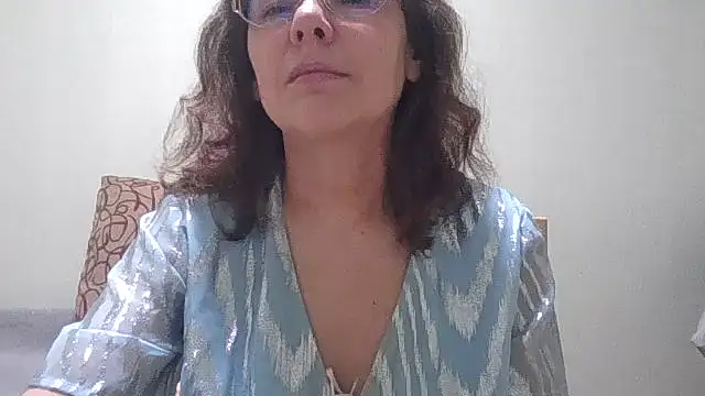 HollyJewel online show from 03-01-26, 05:48