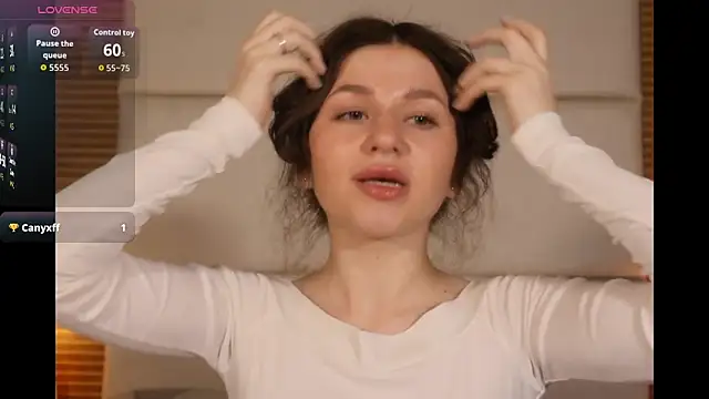Snapshot of AliceBellamy chatting on 05-18-26, 09:31 AliceBellamy online show from 05-18-26, 09:31