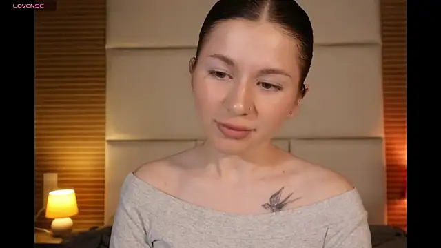 Snapshot of AliceBellamy chatting on 05-30-26, 06:38 AliceBellamy online show from 05-30-26, 06:38
