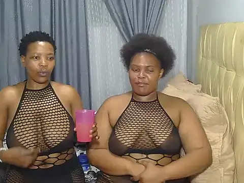 Xxxsluts online show from 06-08-26, 09:37