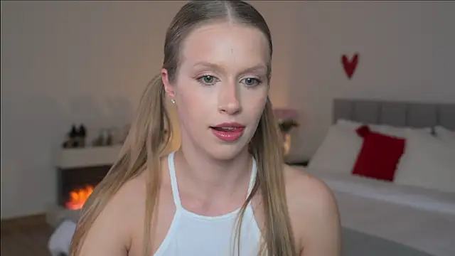 ella twinkl online show from 03-20-26, 06:57