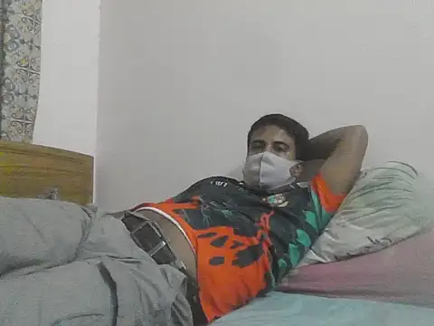 Snapshot of siam607022 chatting on 11-28-25, 06:32 siam607022 online show from 11-28-25, 06:32