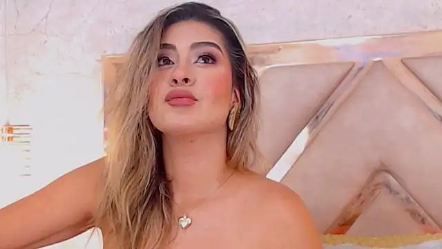 Snapshot of JoannaStanford chatting on 11-07-25, 11:16 JoannaStanford online show from 11-07-25, 11:16