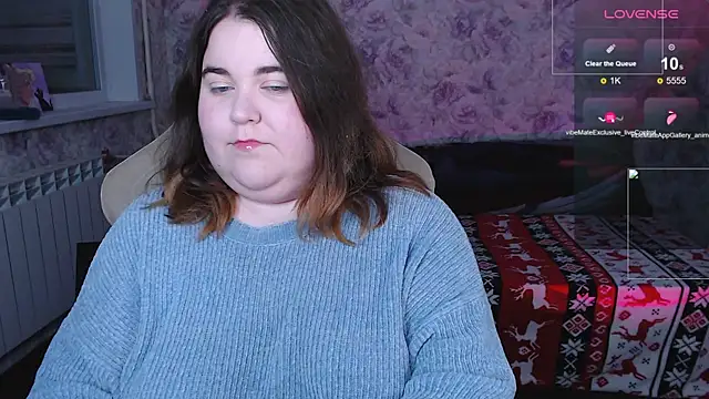 Estelle Hicks online show from 11-08-25, 06:29