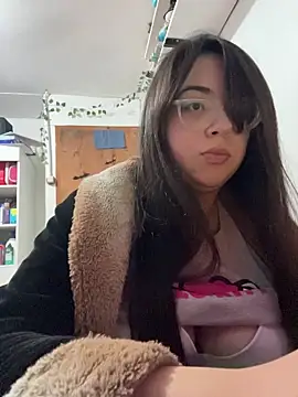 indiegirl666 online show from 06-11-26, 02:22