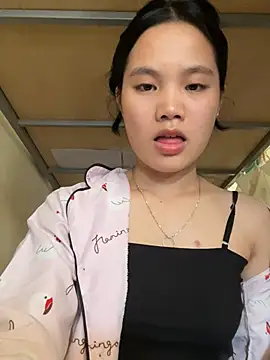 Snapshot of Be-MyMy chatting on 01-14-25, 06:24 Be-MyMy online show from 01-14-25, 06:24