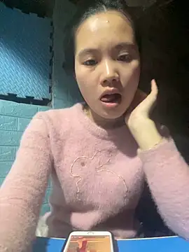 Snapshot of Be-MyMy chatting on 01-22-25, 01:32 Be-MyMy online show from 01-22-25, 01:32