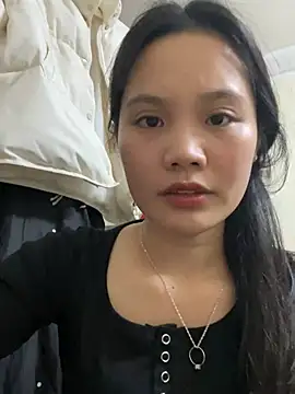 Snapshot of Be-MyMy chatting on 02-08-25, 01:01 Be-MyMy online show from 02-08-25, 01:01