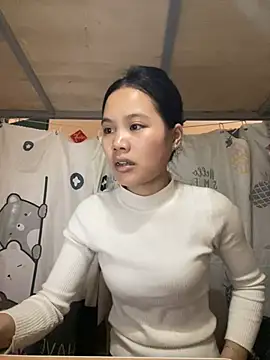 Snapshot of Be-MyMy chatting on 02-14-25, 03:54 Be-MyMy online show from 02-14-25, 03:54